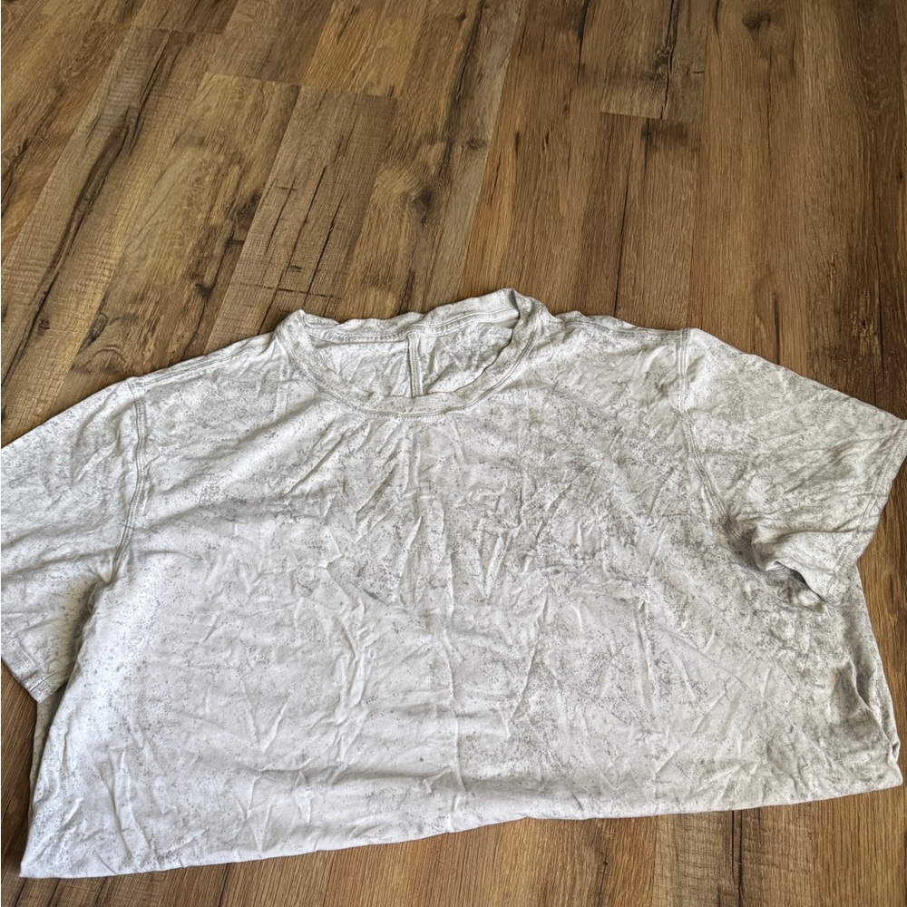 Lululemon White Short Sleeve T-Shirt